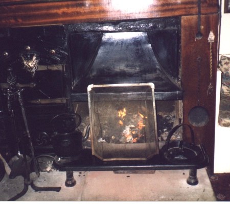 Picture of the Day: Ghost proof fireplace — Saltergate (1999)