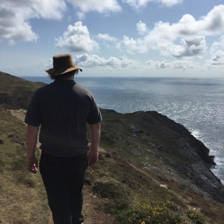 Picture of the Day: Walking Along [Braich-y-Pwl, Aberdaron, 2018]